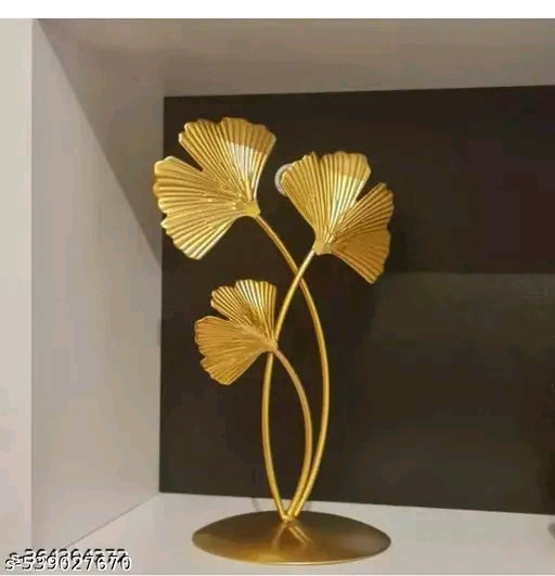 Elegant Metal Leaf Stands – Artistic Accent for Any Corner