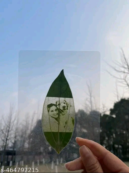 Unique Photo-Carved Leaf Keepsake – Sentimental Gift for Any Occasion