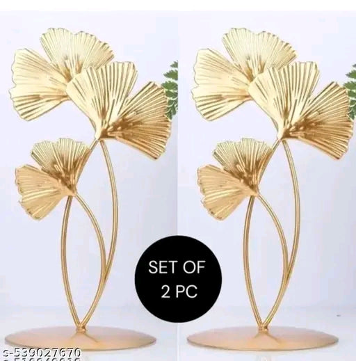 Elegant Metal Leaf Stands – Artistic Accent for Any Corner
