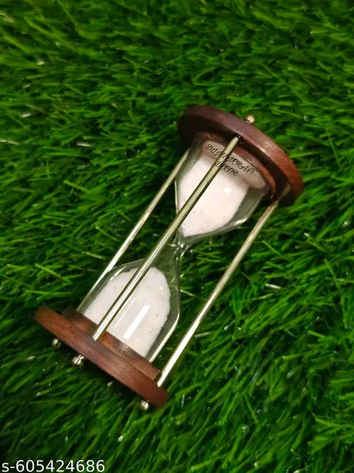 Wooden Sand Timer Hourglass – 1 Minute Classic Brown Vintage Desk Decor