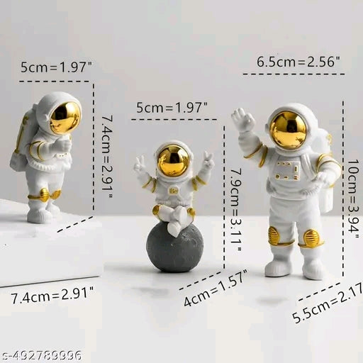 Premium Golden Astronaut Statues – Perfect Desk & Dashboard Decor Set of 3